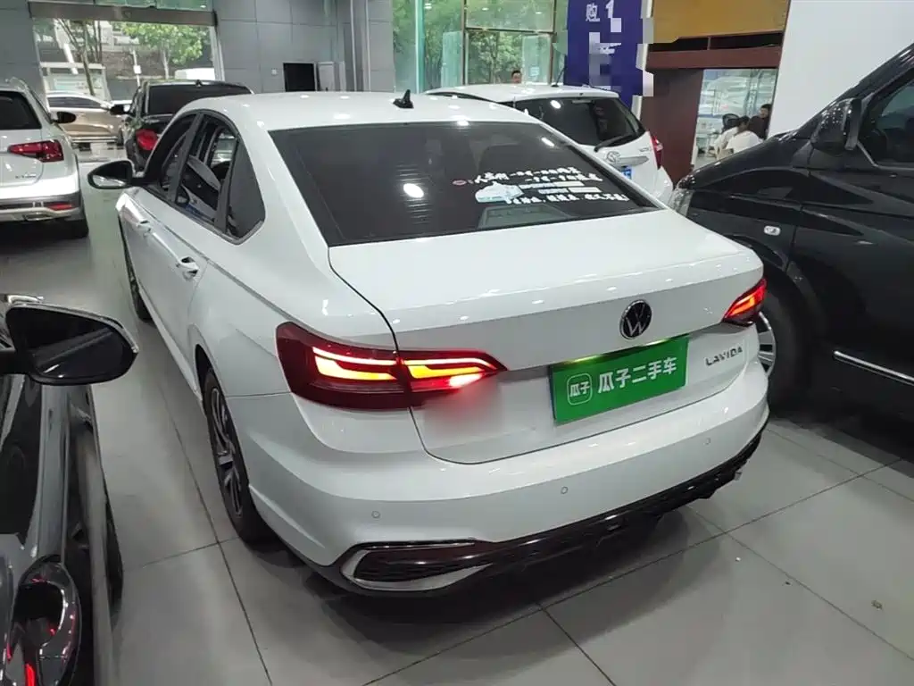 Volkswagen Lavida 2024 Model 1.5L Automatic Starlight 5 Million Edition фото 5