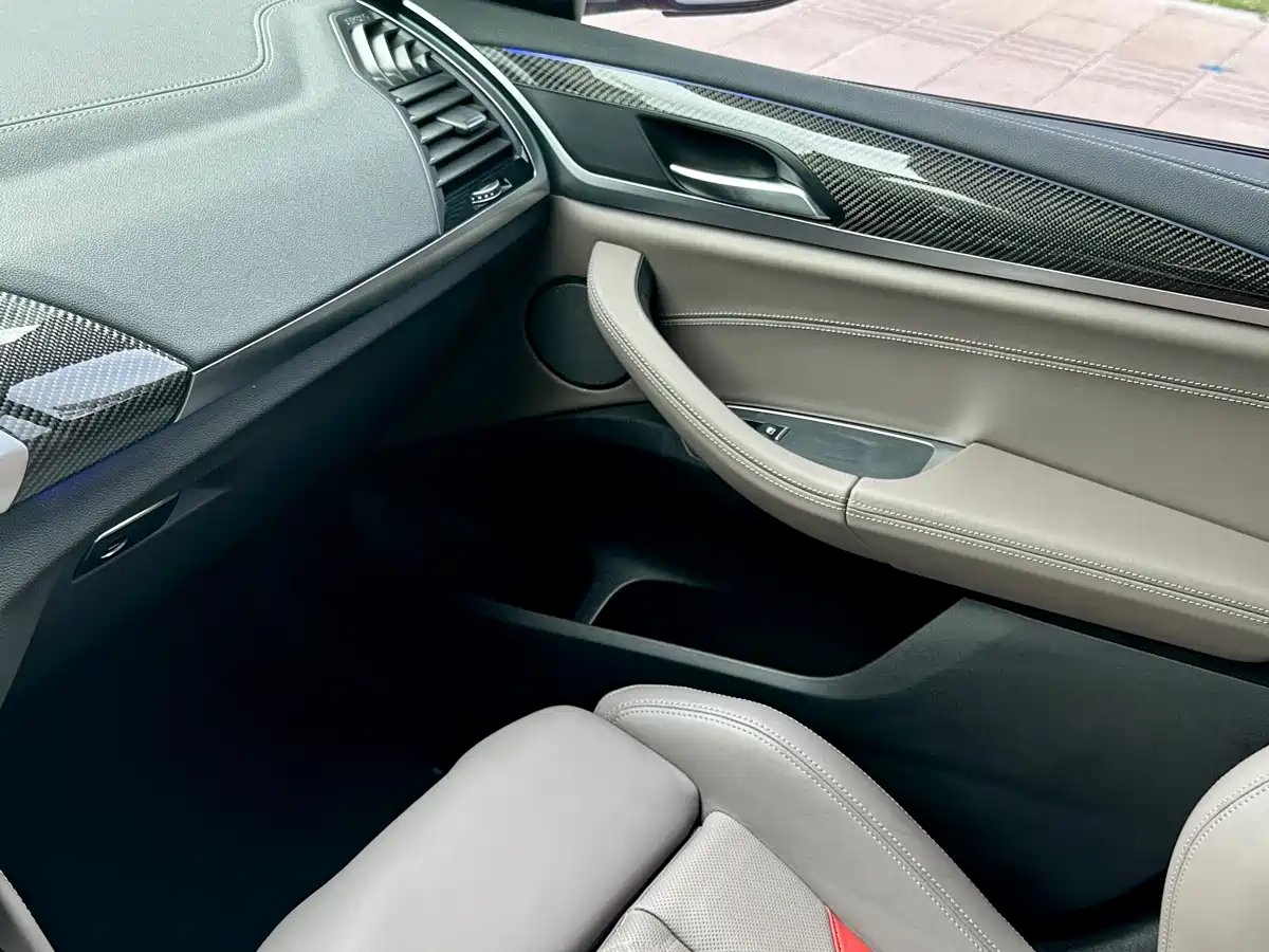 BMW X4 M 2019 X4 M Competition фото 18