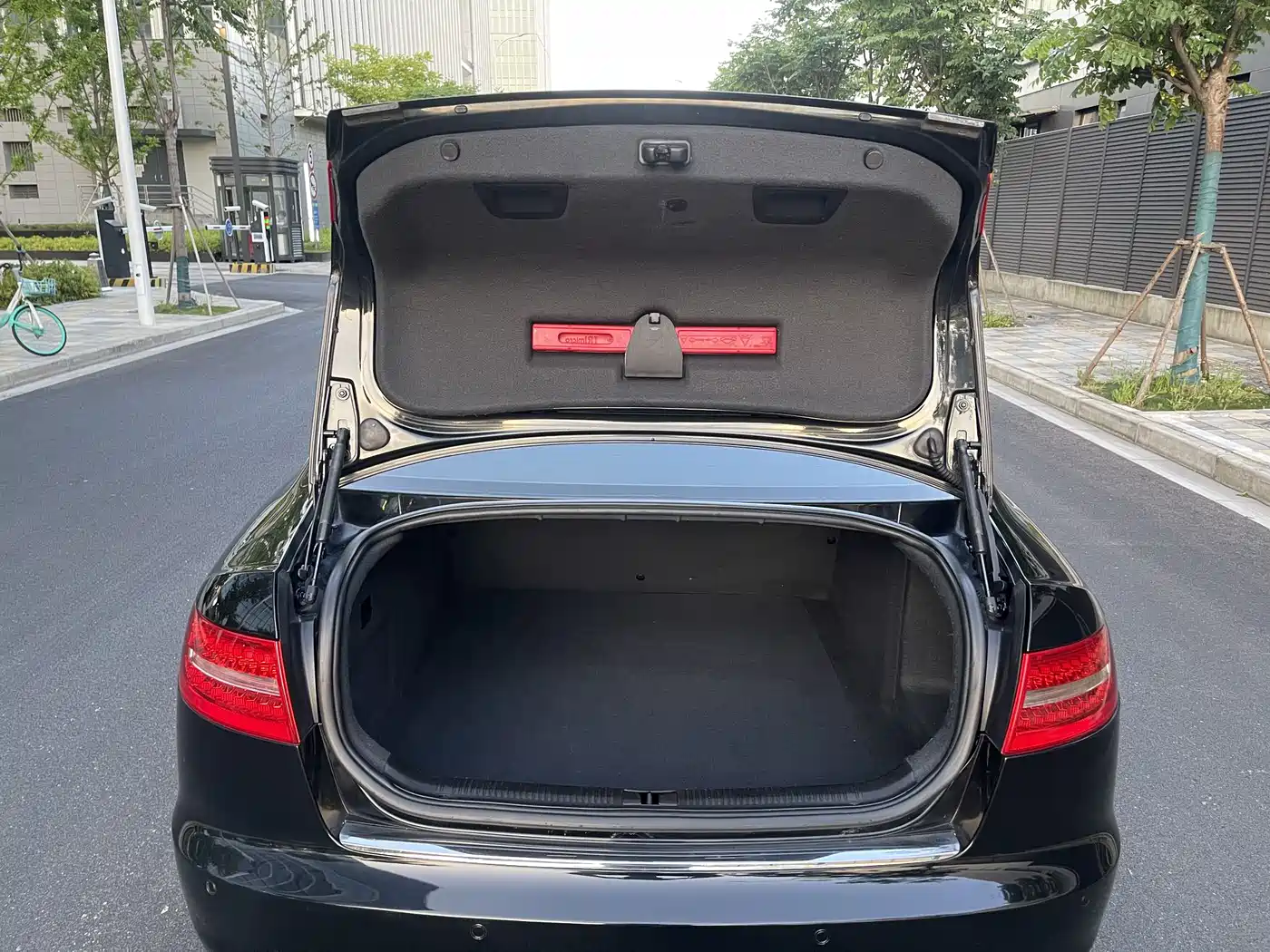 Audi A6L 2010 2.8 FSI Luxury фото 18