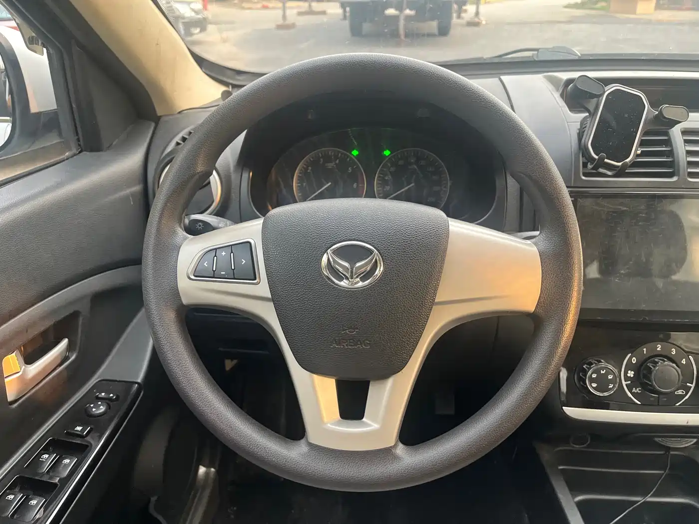 BAIC Huansu H2 2016 2016 H2E 1.5L Elite BJ415B
