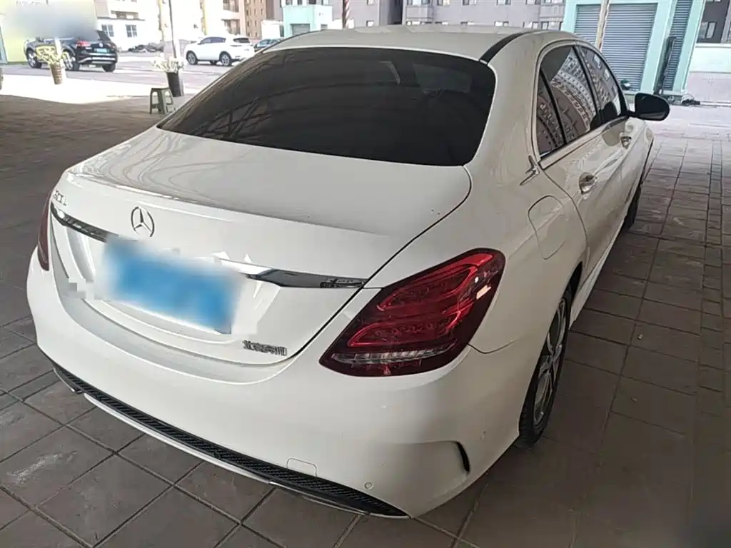 Mercedes-Benz C-Class 2015 Facelift C 180 L Sport фото 7