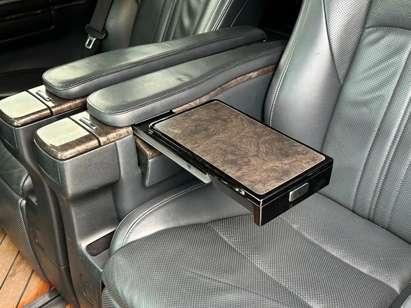 Toyota Alphard 2018 Facelift 3.5L Premium Edition фото 15