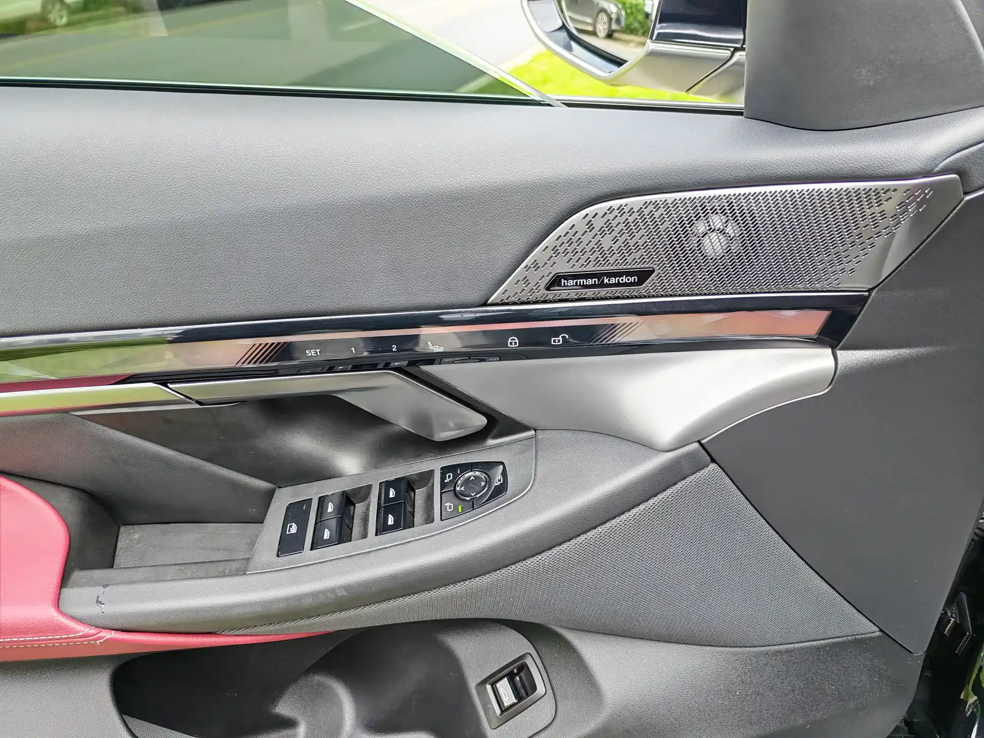 Фото 5 - BMW 5 Series