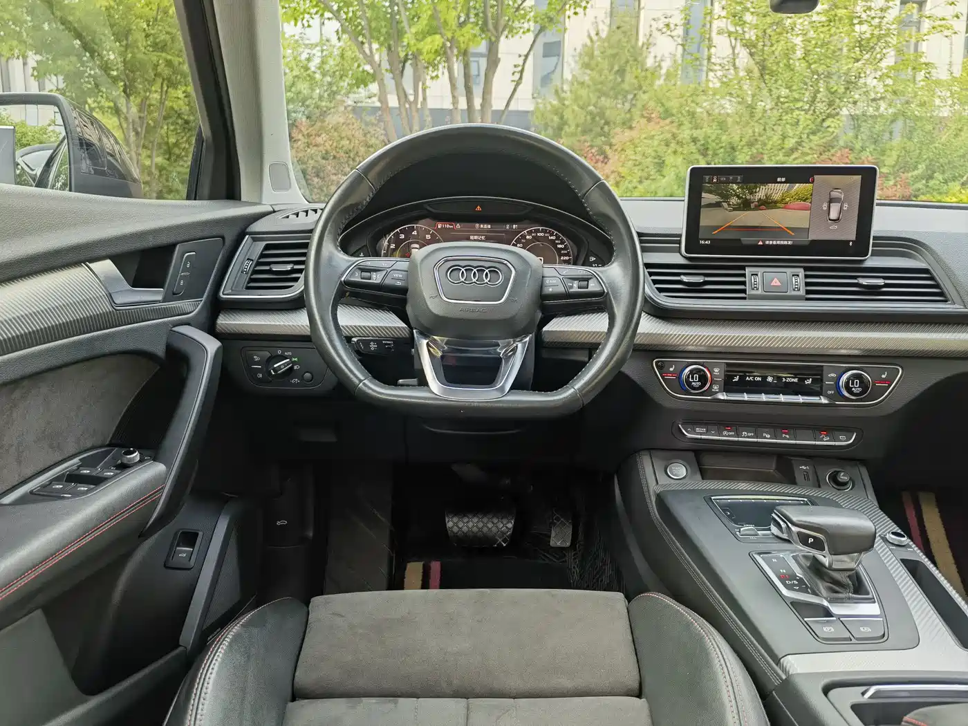 Audi Q5L 2020 45 TFSI Premium Luxury Sport фото 13