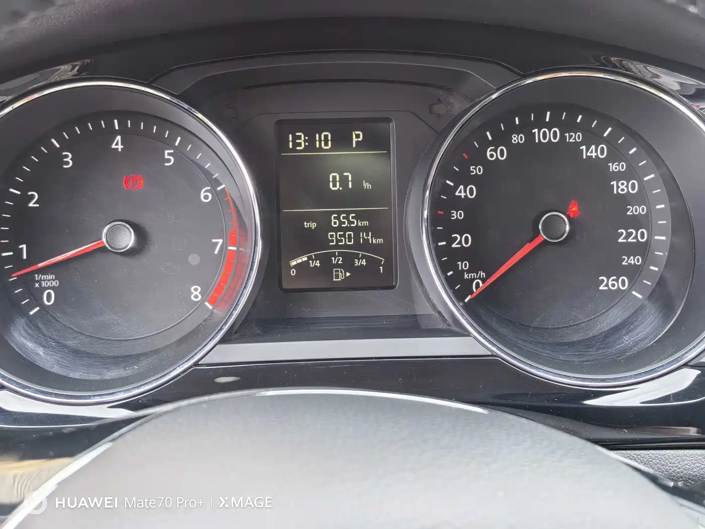 Volkswagen Sagitar 2018 1.6L Automatic Comfort фото 17