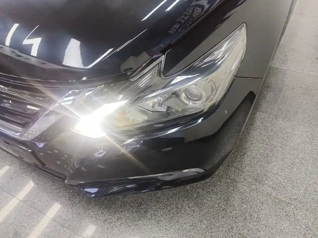 Фото 24 - Nissan Teana