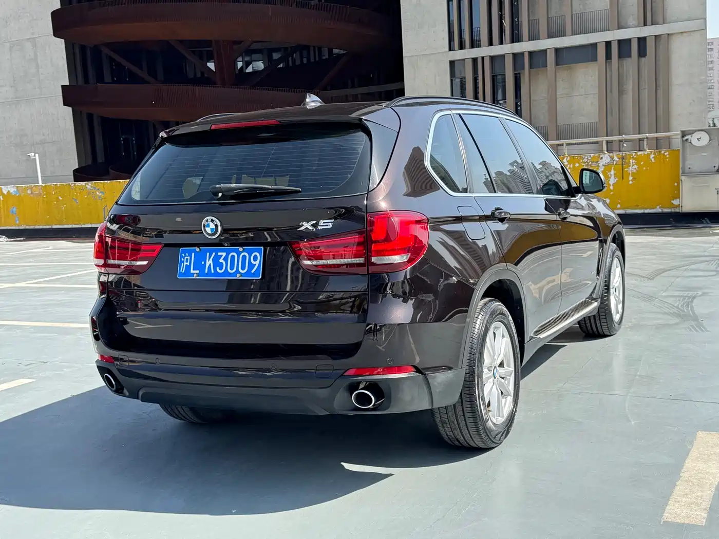 BMW X5 (Import) 2014 xDrive35i Leading фото 3