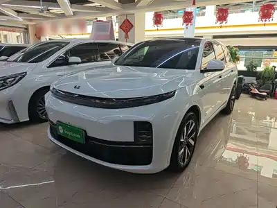 Li Auto L7