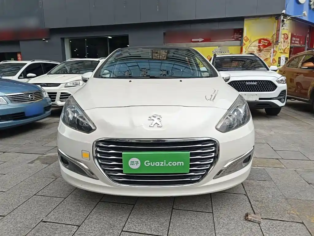 Peugeot 308 2014 Model Joy Edition Classic 1.6L Manual Trend Style фото 3