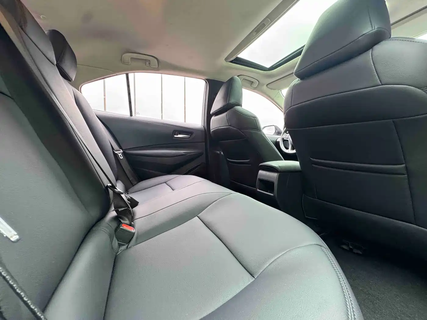 Toyota Corolla 2019 1.2T S-CVT GL-i Elite Edition фото 7