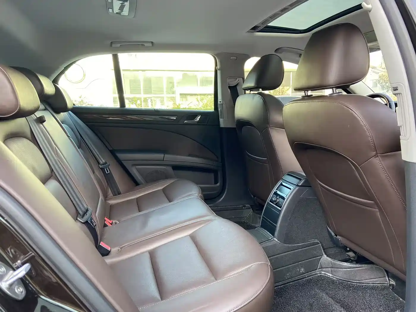 Škoda Superb 2013 2.0TSI DSG Executive Edition фото 14