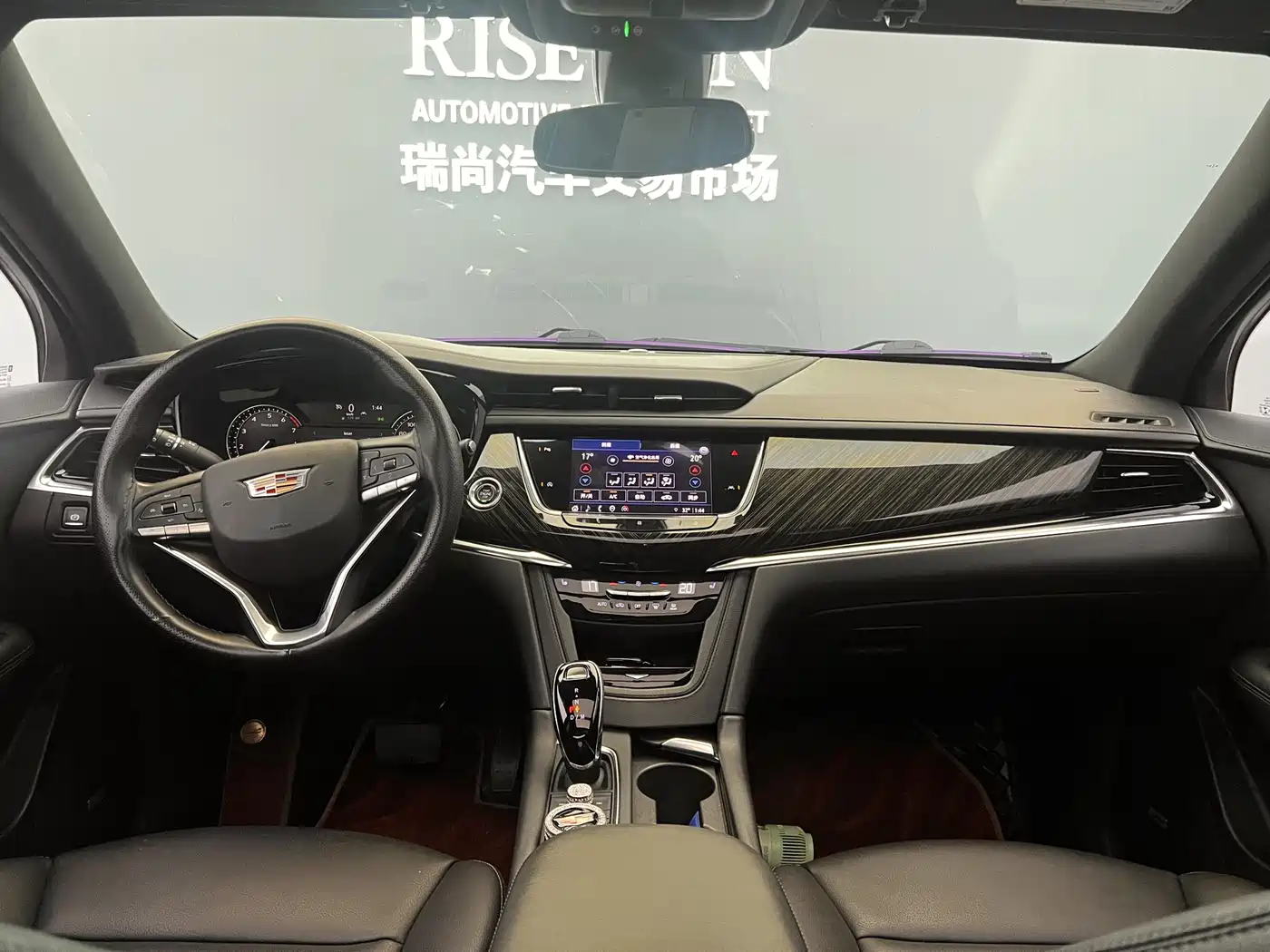 Cadillac XT6 2021 28T 6-Seater Luxury фото 30