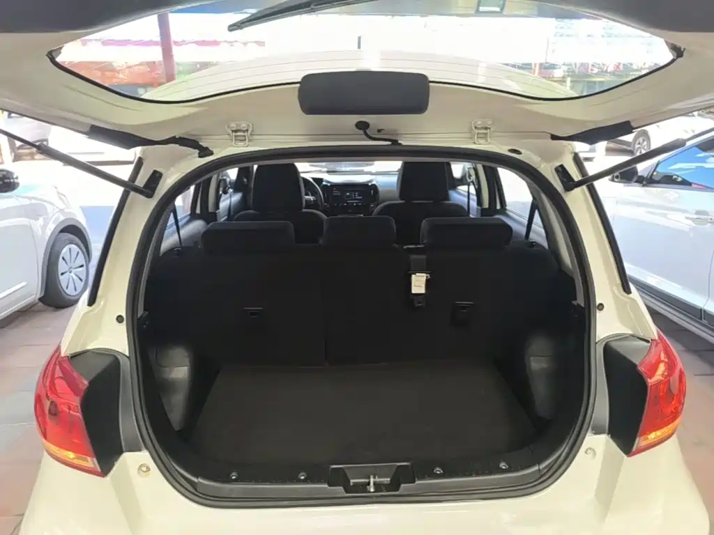 Great Wall M4 2016 2015 1.5L AMT Comfort