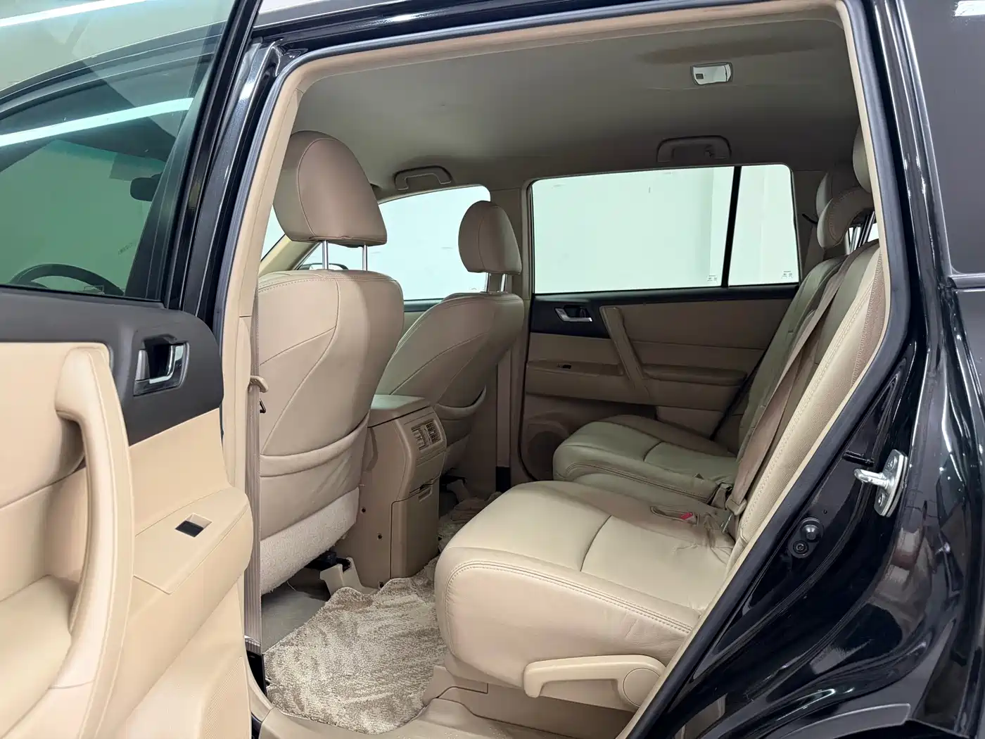 Toyota Highlander 2011 2.7L 2WD 5-seat Elite фото 13