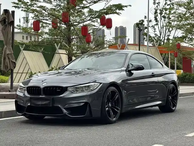 BMW M4