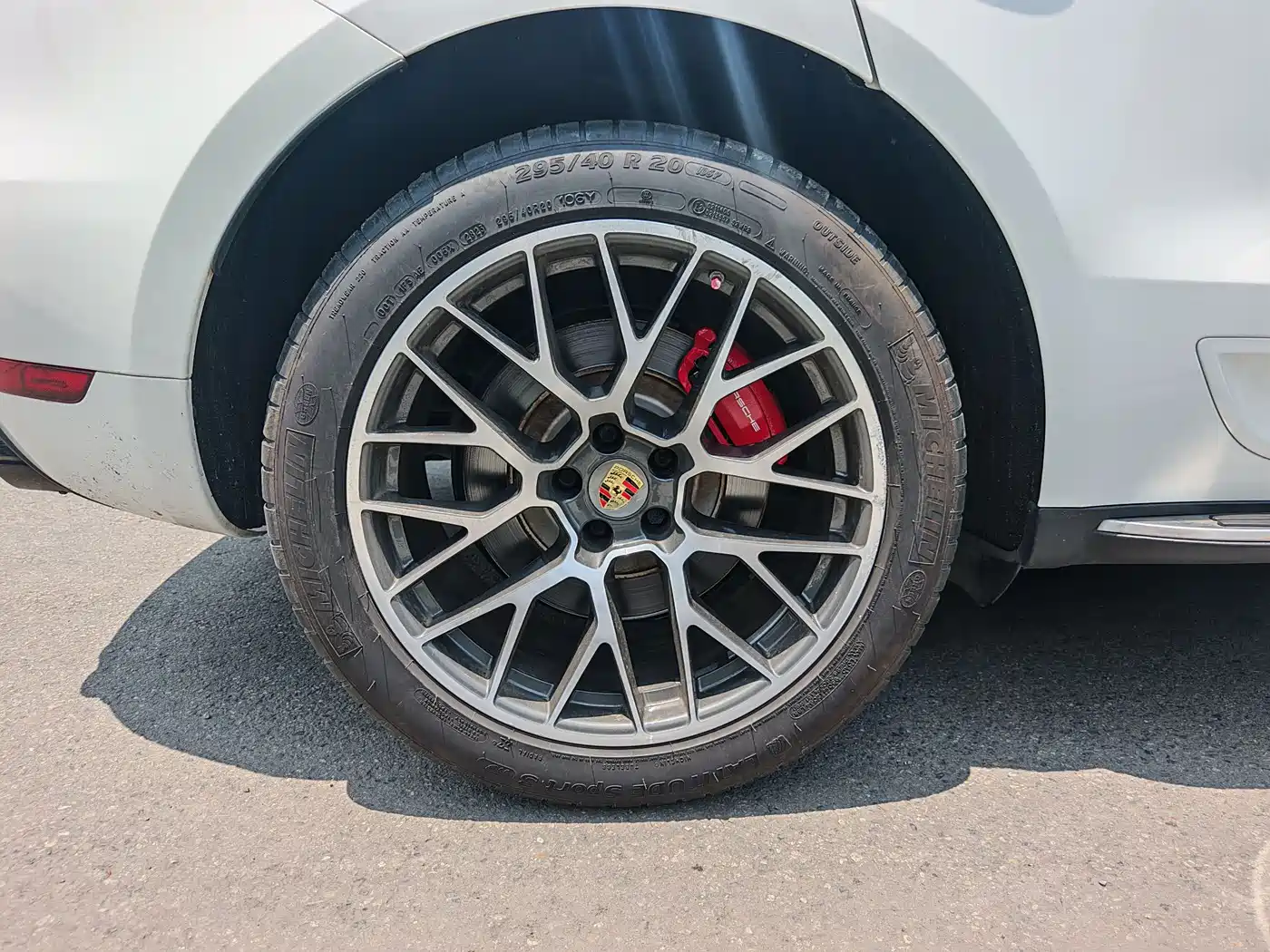 Porsche Macan 2016 Macan Turbo 3.6T фото 14