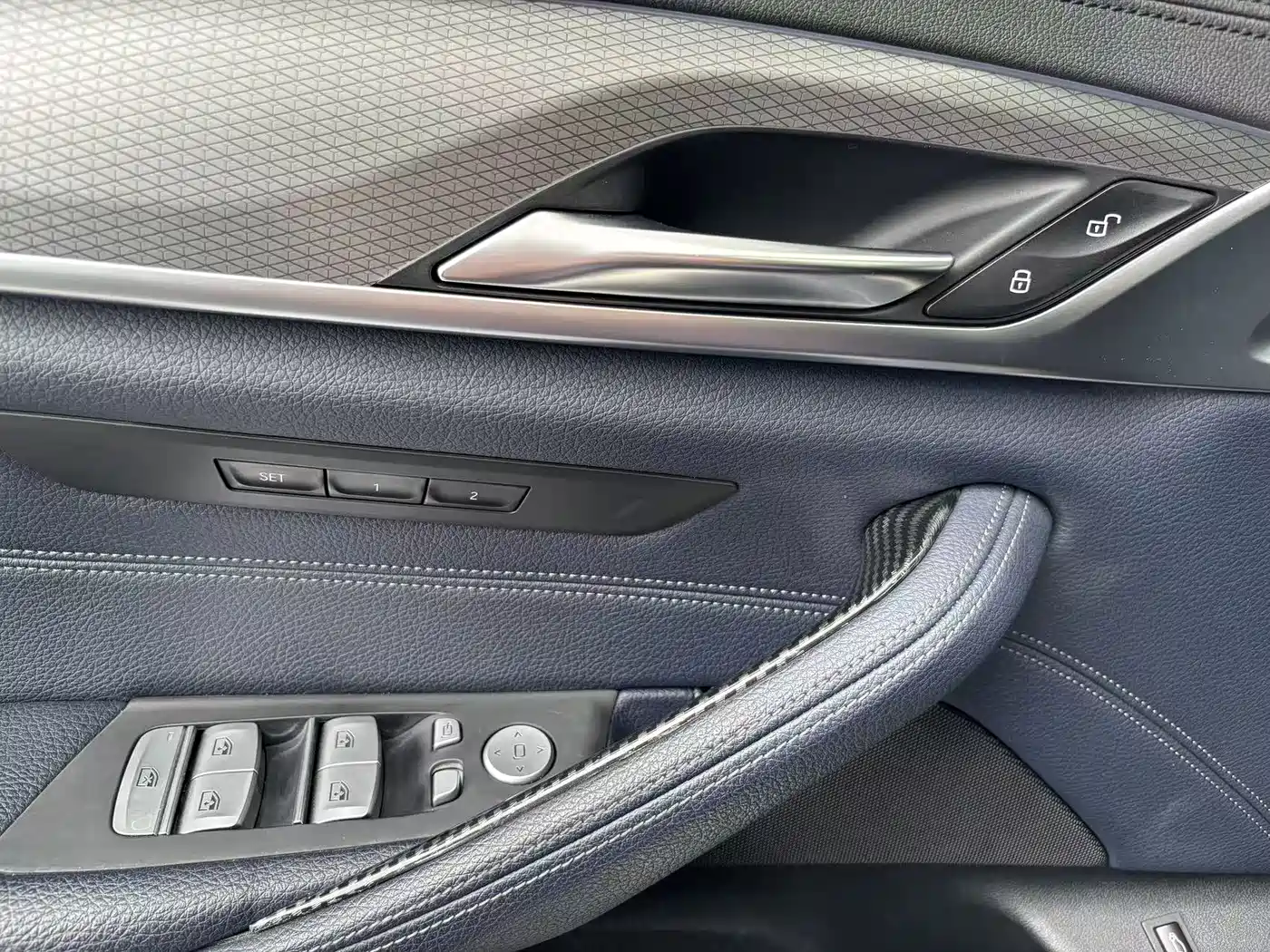 BMW 5 Series (Import) 2020 Model 525i M Sport Package фото 18