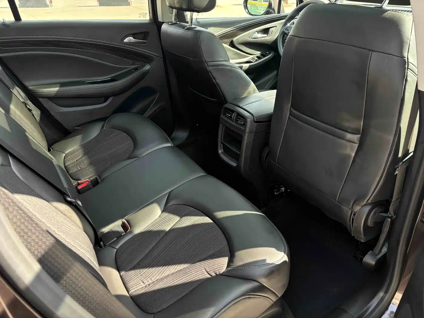 Buick Envision Plus 2021 532T FWD Leading Trim фото 13