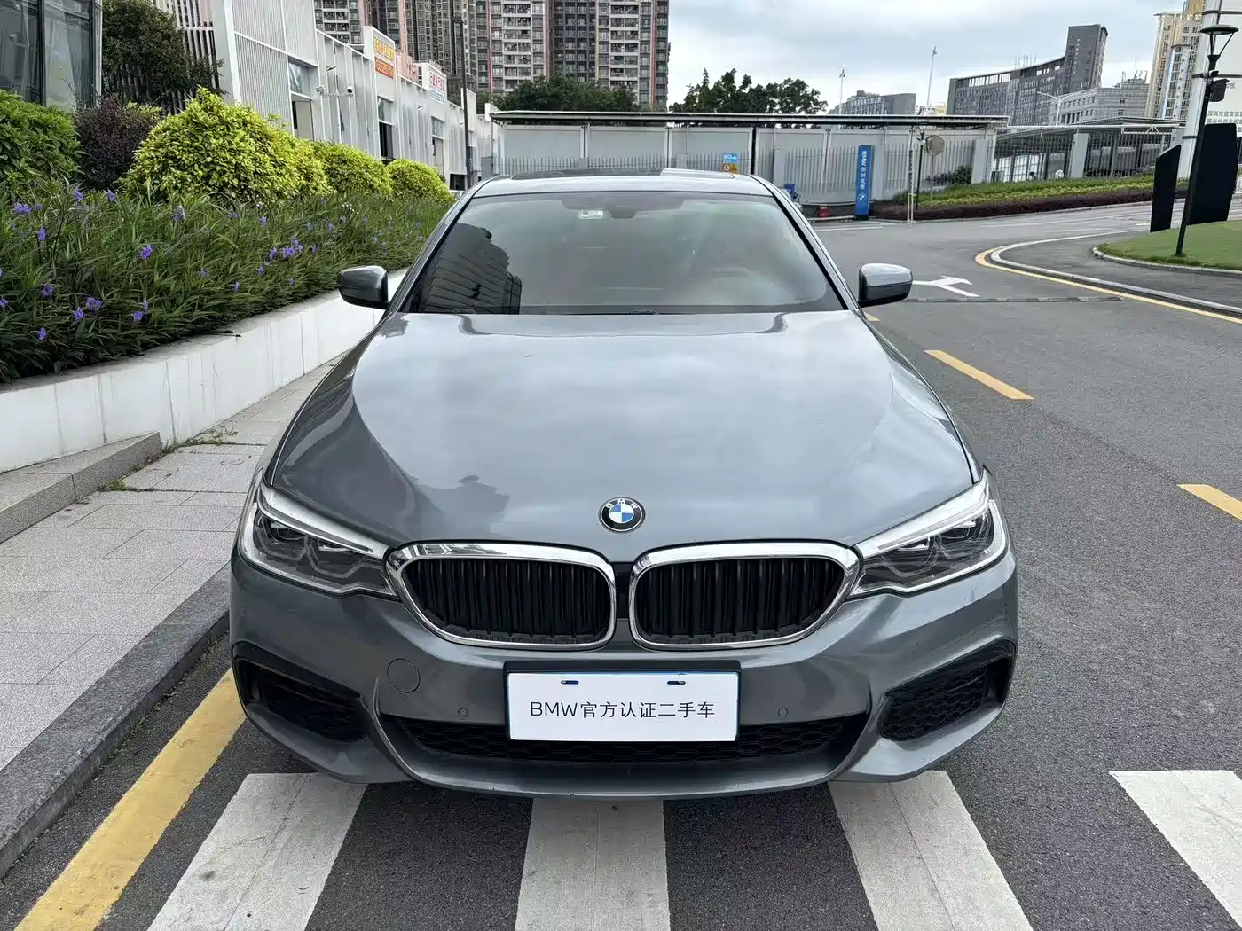 BMW 5 Series (Import) 2020 Model 525i M Sport Package фото 2
