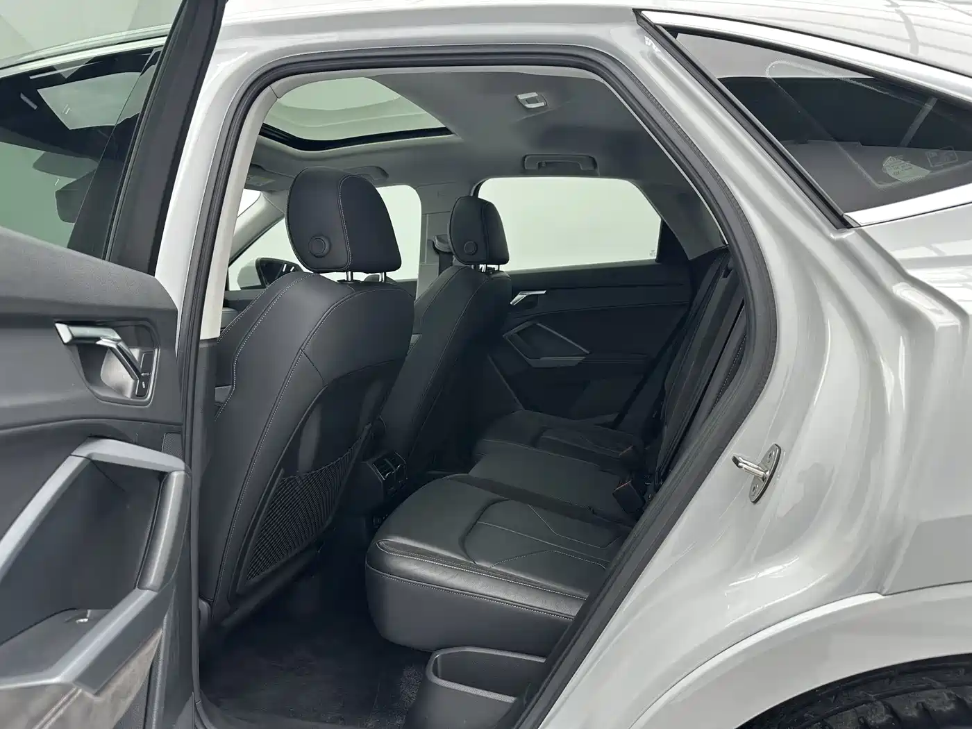 Audi Q3 Sportback 2022 35 TFSI Progressive фото 6