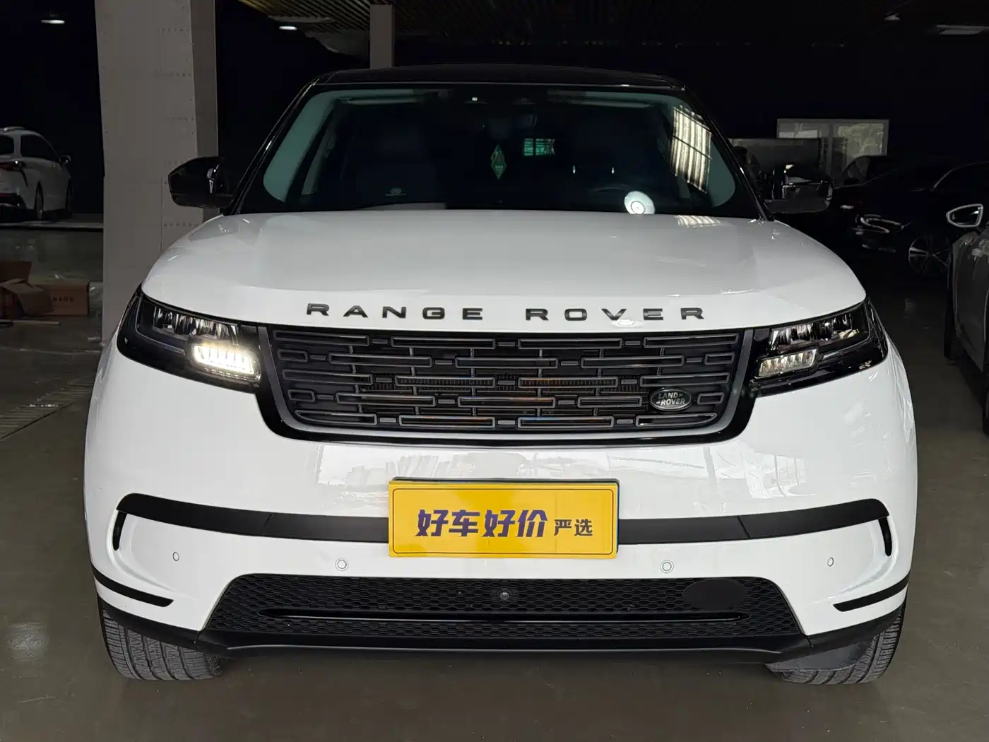 Land Rover Range Rover Velar 2024 S фото 2