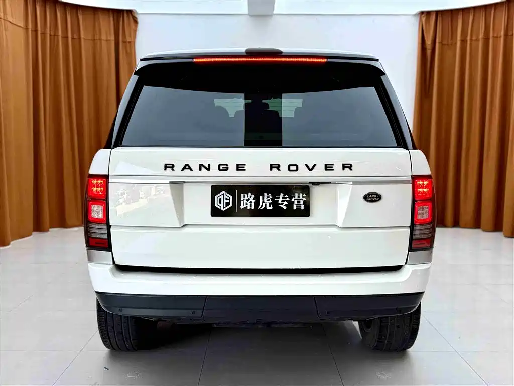 Land Rover Range Rover 2015 3.0 TDV6 Vogue фото 5