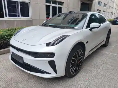 Zeekr 001