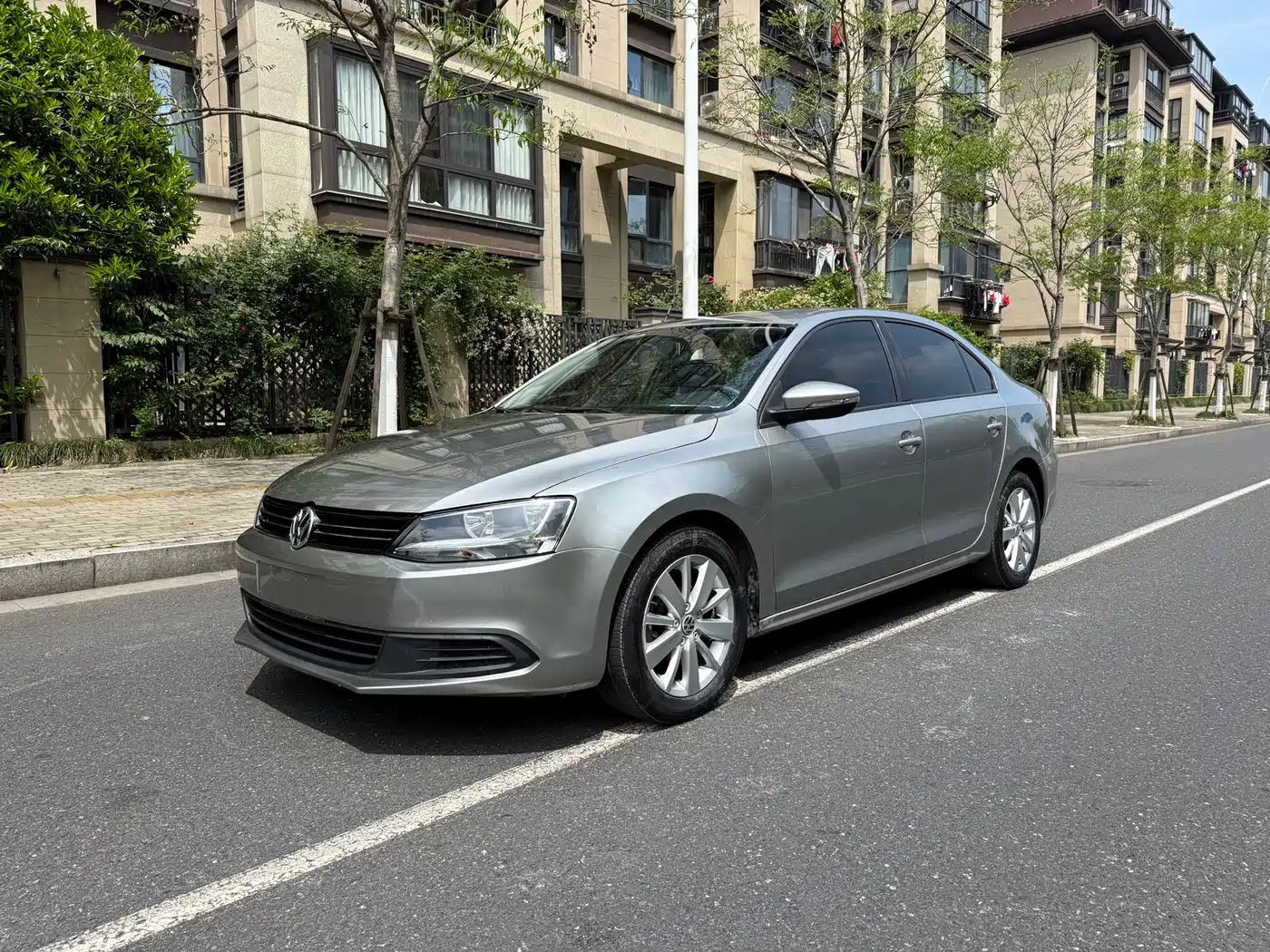 Volkswagen Sagitar 2014 1.6L Automatic Fashion