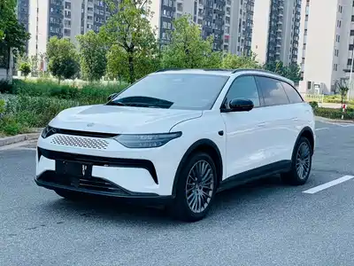 Leapmotor C11
