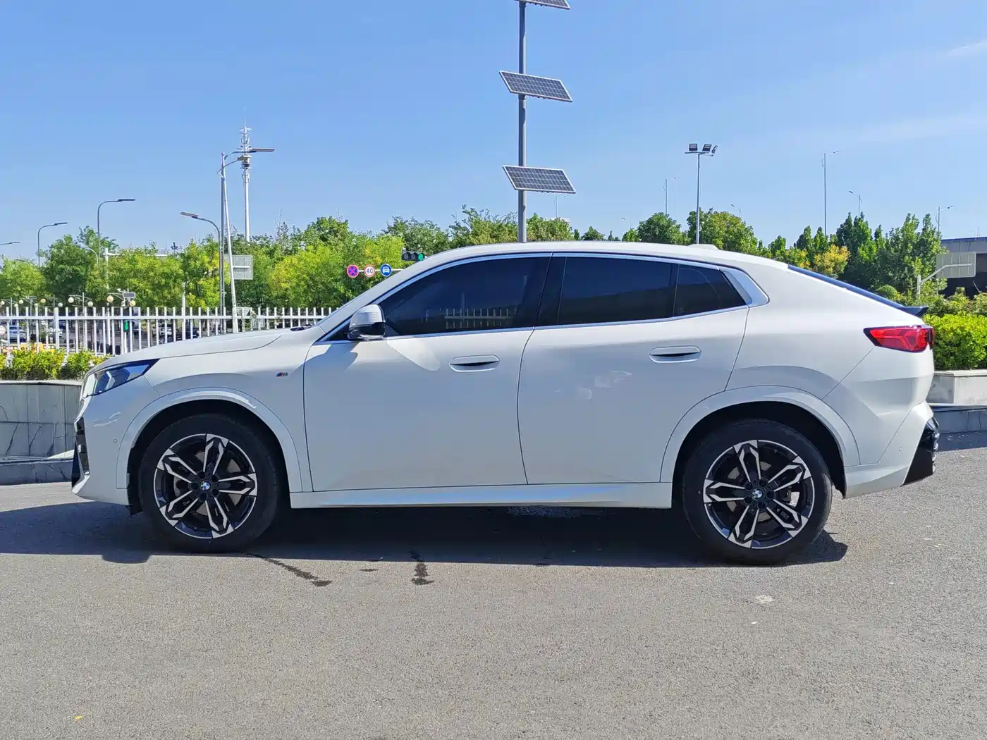 BMW X2 (Import) 2025 2024 sDrive25i M Sport Package