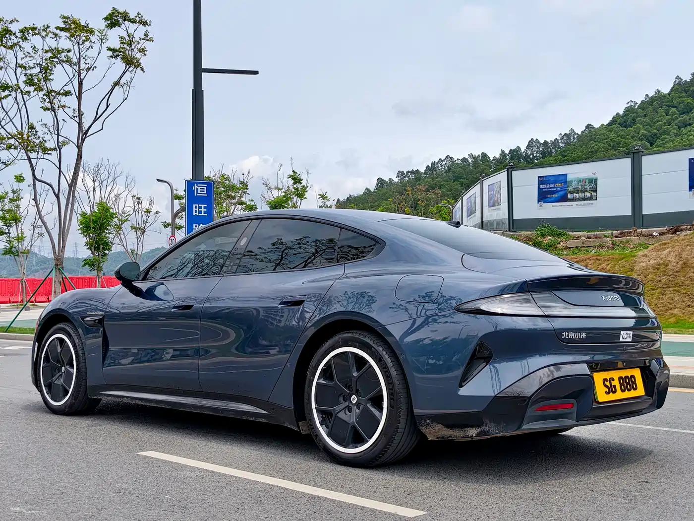 XIAOMI CAR XIAOMI SU7