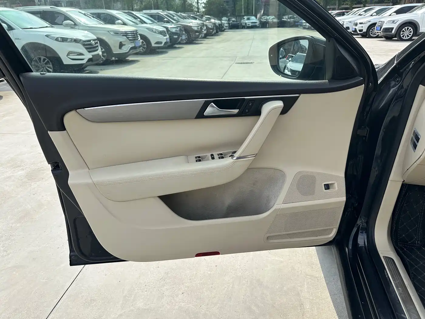 Volkswagen Magotan 2012 Facelift 1.8TSI Leading фото 4
