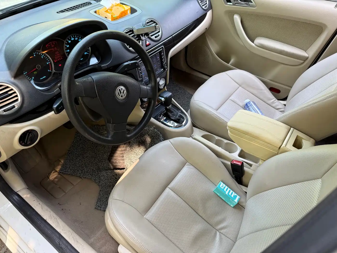 Volkswagen Lavida 2008 1.6L Automatic Elegance фото 12