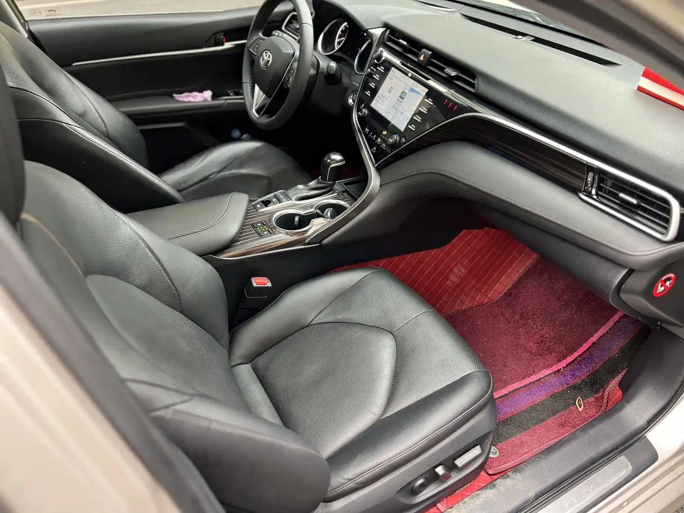Toyota Camry 2018 2.5Q Flagship Edition фото 6