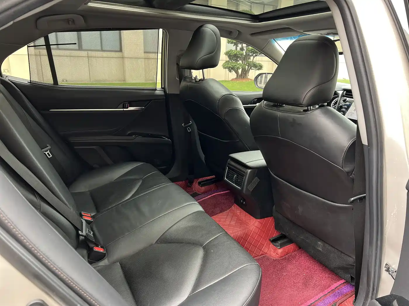 Toyota Camry 2018 2.5Q Flagship Edition фото 11