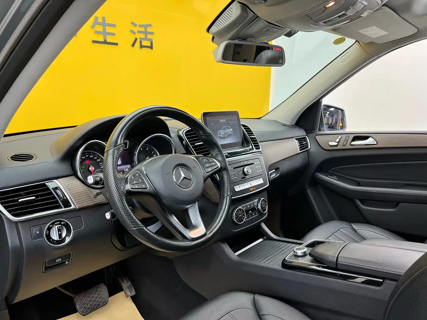 Mercedes-Benz GLE 2018 GLE 320 4MATIC Dynamic Ultimate Edition фото 5