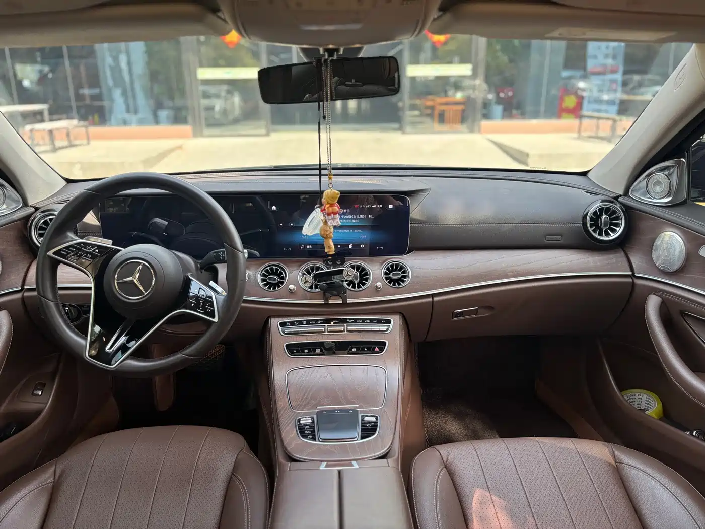  E CLASS