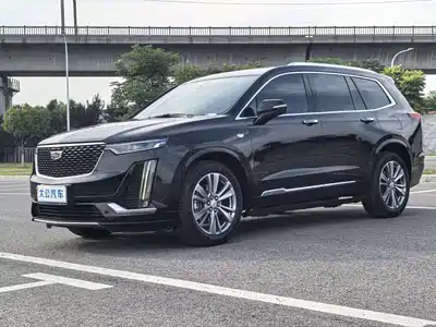 Cadillac XT6