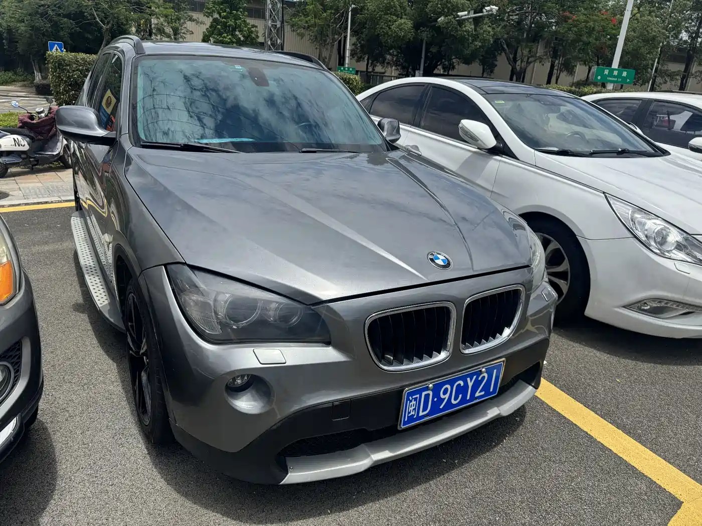 Photo 2 - BMW X1 (Import)