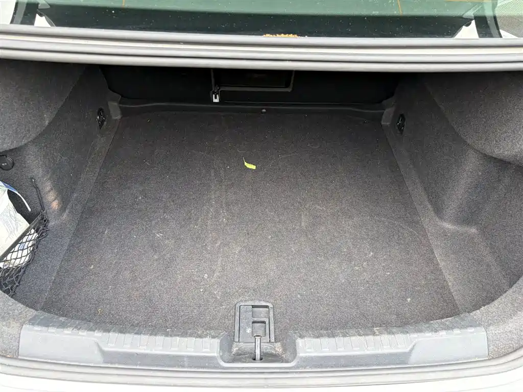 Audi A3 2023 Facelift A3L Limousine 35 TFSI Luxury Elegance фото 28