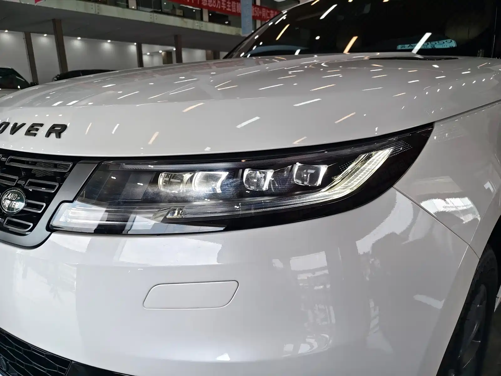 Фото 4 - Land Rover Range Rover Sport