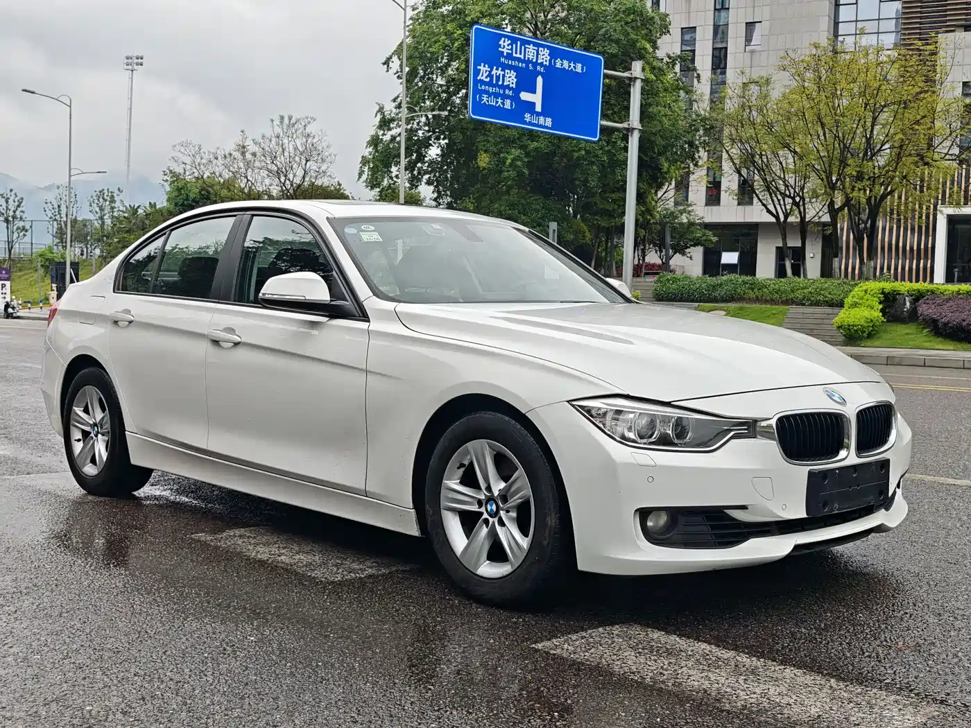 BMW 3 Series 2015 320i Super Joy Fashion фото 2