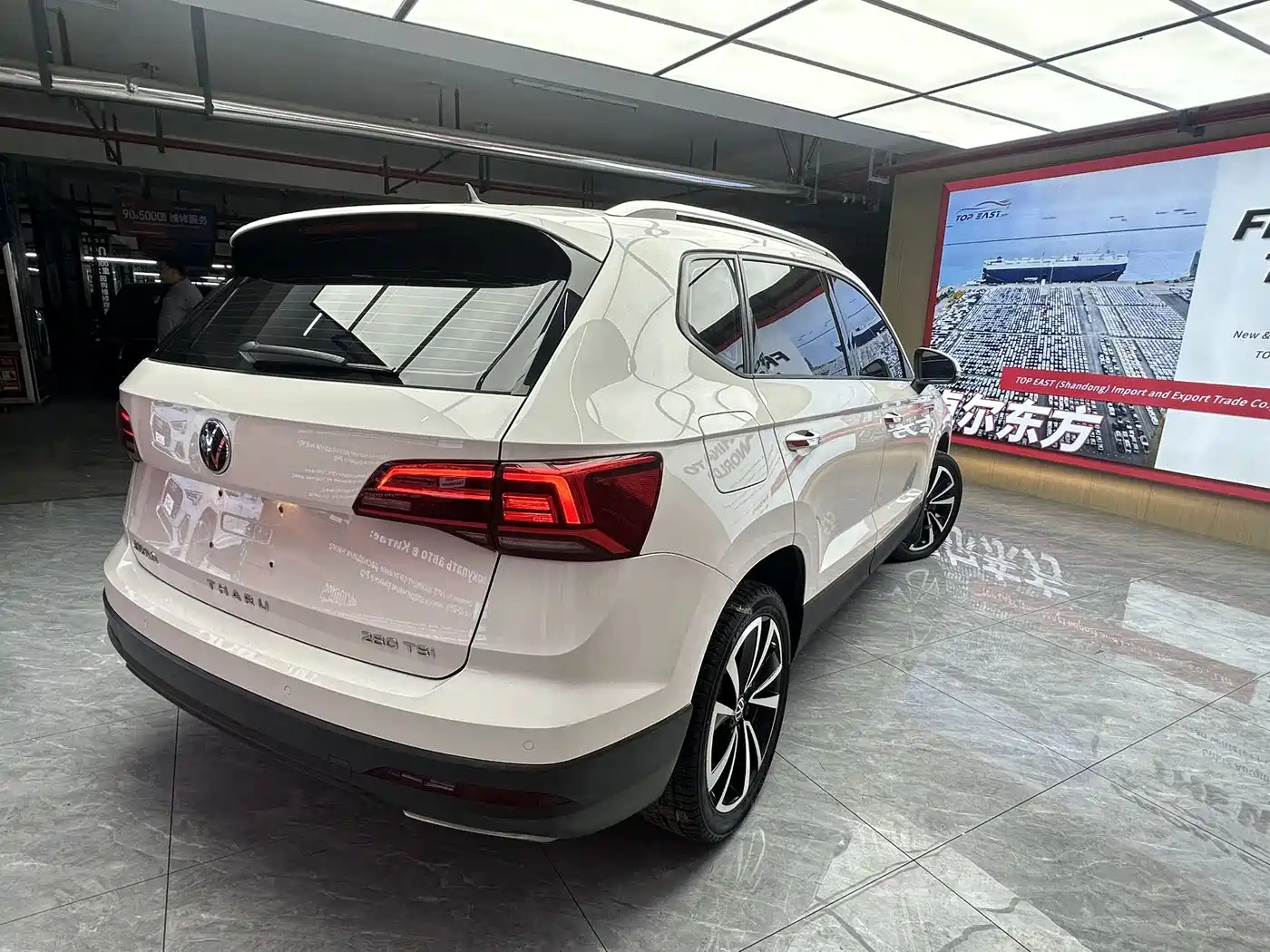 Volkswagen Tharu 2021 280TSI 2WD Luxury Plus фото 5