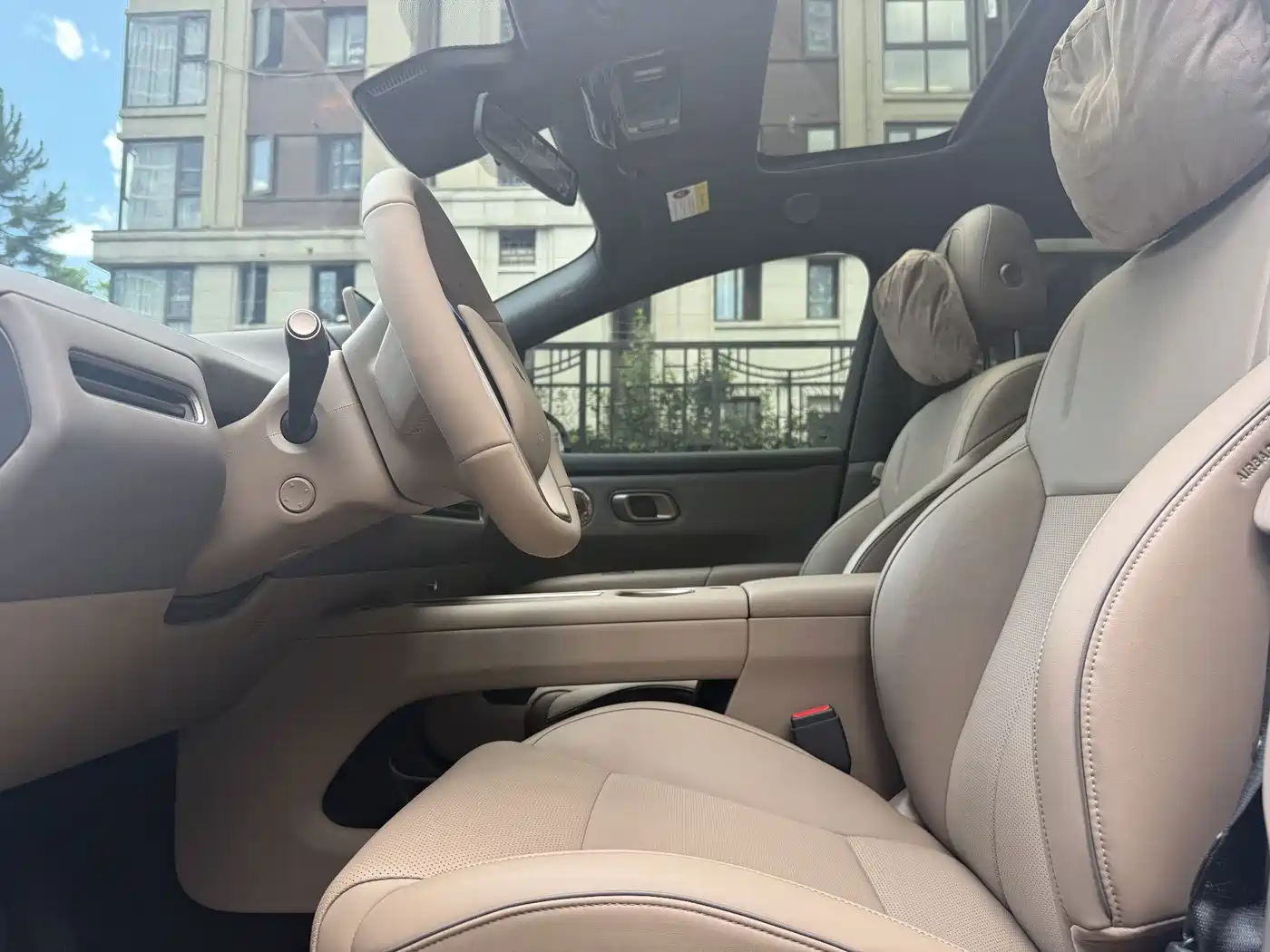 Li Auto i6 2026 2025 2WD Base Model