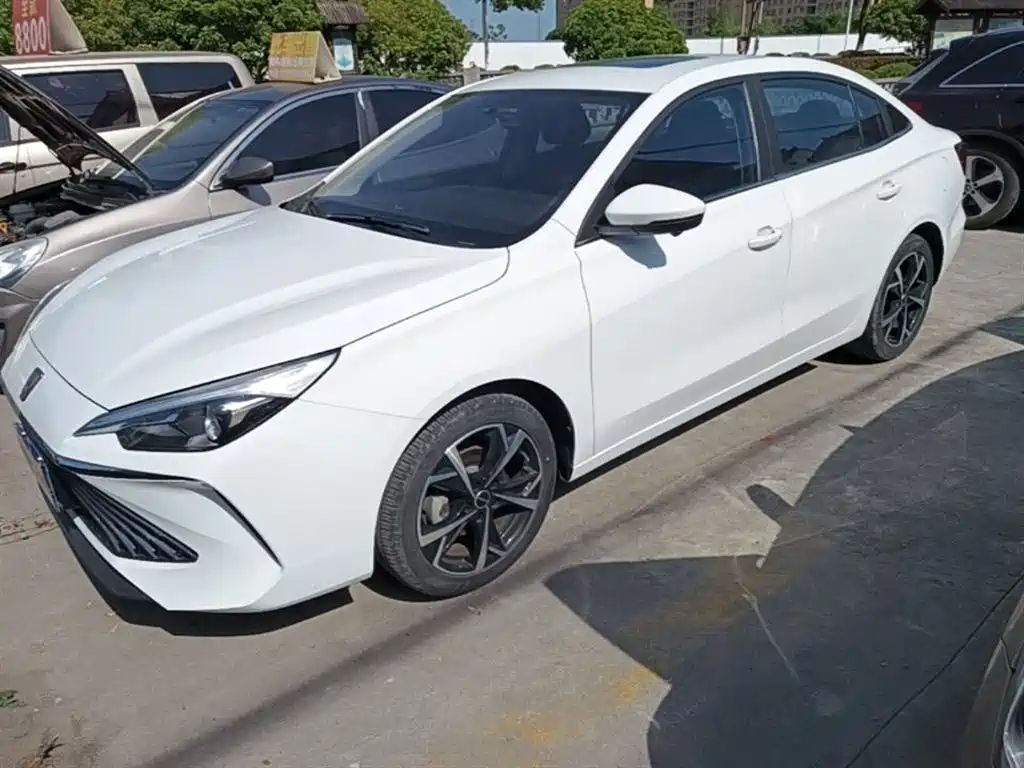 Roewe i5 2023 1.5L CVT Honor Edition
