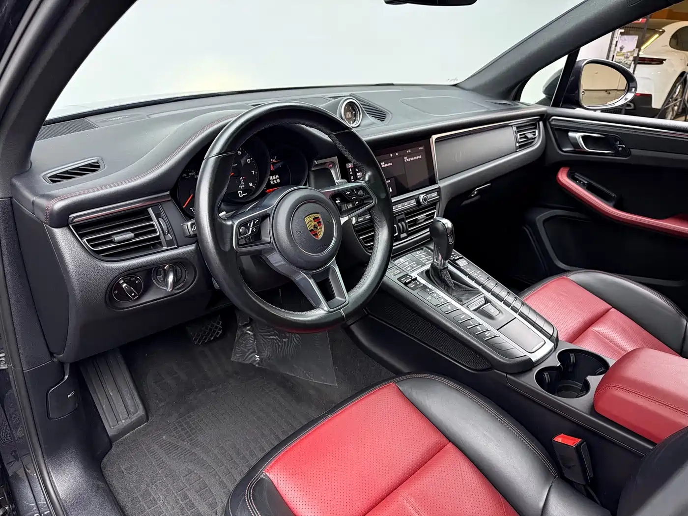 Porsche Macan, миниатюра 4