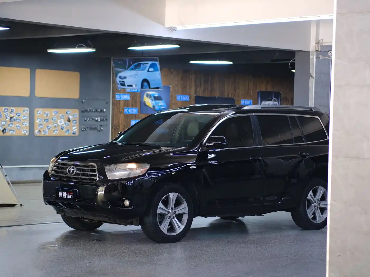 Toyota Highlander 2010 2009 3.5L 4WD 7-seater Luxury Edition