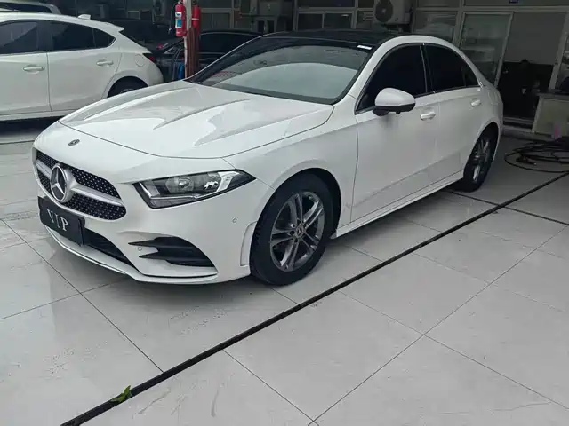 MERCEDES-BENZ A CLASS
