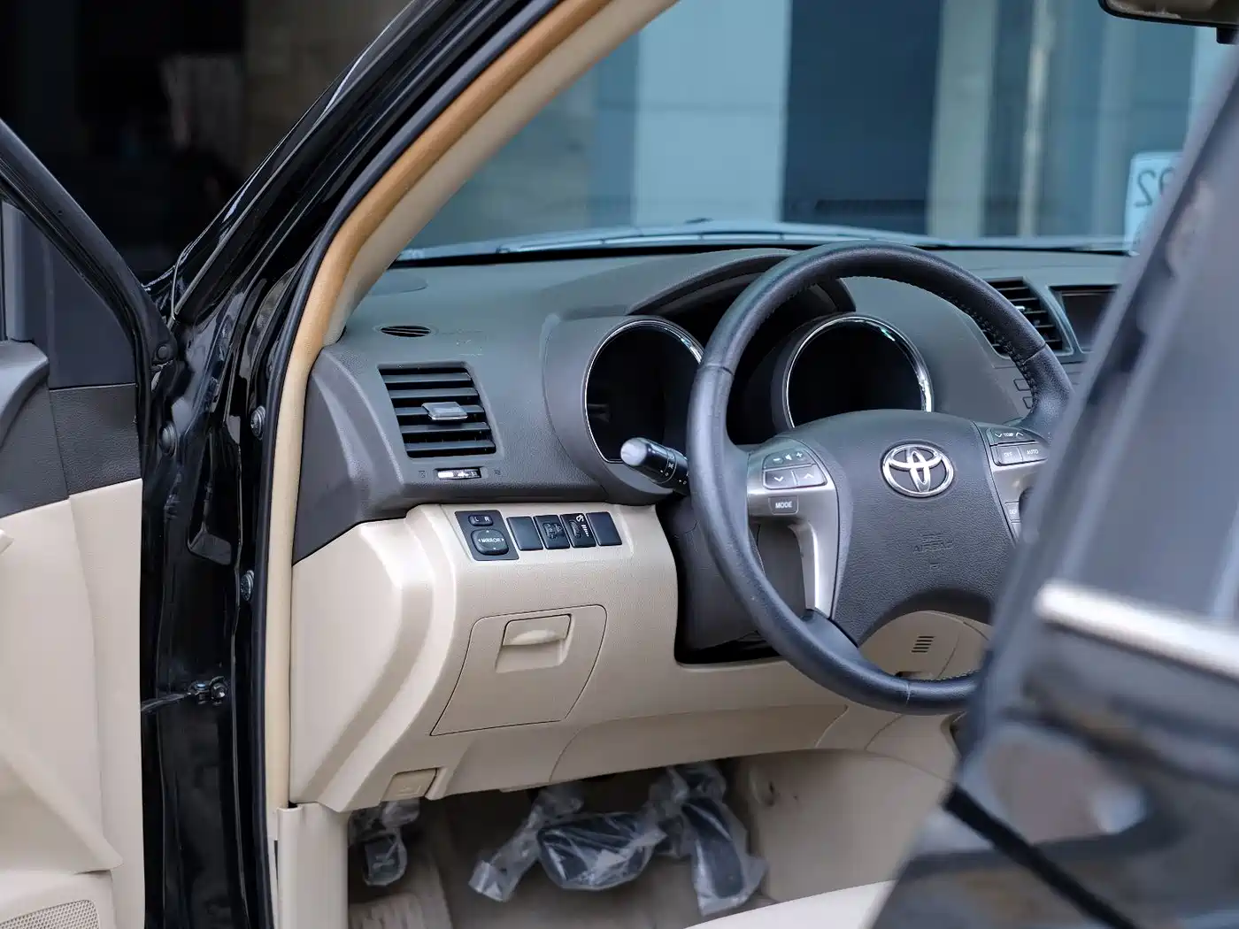 Toyota Highlander 2010 2009 3.5L 4WD 7-seater Luxury Edition