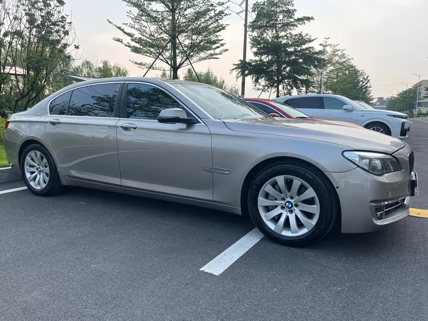 BMW 7 Series 2014 2013 Model 730Li Luxury
